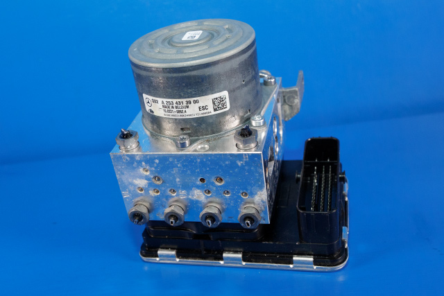 ABS sentral til Mercedes GLC, 2015-2022 (X253) (X253) (MERCEDES|A 253 431 39 00)
