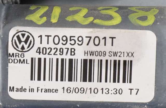 Ruteheis venstre foran til VW Caddy 2010-2015 (Type III, Fase 2)  (VAG|1T0 959 701 T|5K0 959 793|)
