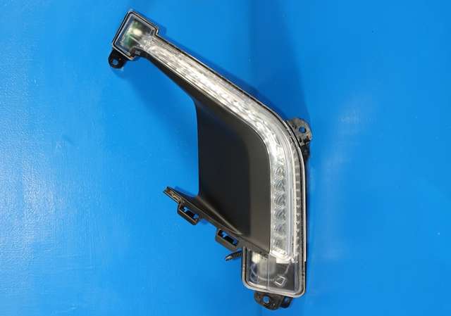 Kjørelys led høyre foran til Peugeot 308, 2011-2013 (Type I, Fase 2)  (PEUGEOT|96 740409 80)