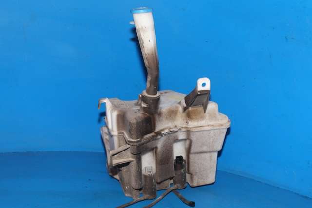 Spylertank foran til Toyota Avensis 2009-2015 (Type III, Fase 1)  (TOYOTA|85050-05090|)