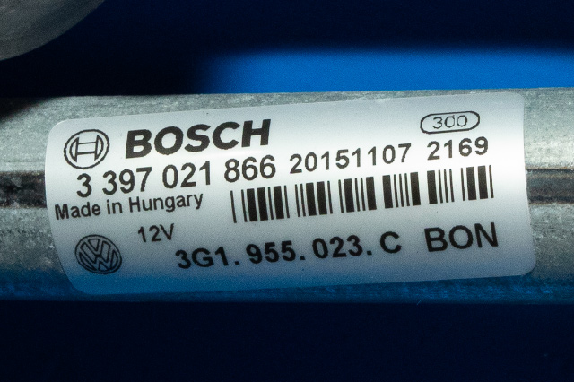 Viskermotor frontrute komplett m/overføring til VW Passat 2015-2019 (Fase 1) (B8) (B8) (VAG|3G1 955 023 C|3G1 955 119 A|)