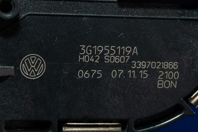 Viskermotor frontrute komplett m/overføring til VW Passat 2015-2019 (Fase 1) (B8) (B8) (VAG|3G1 955 023 C|3G1 955 119 A|)
