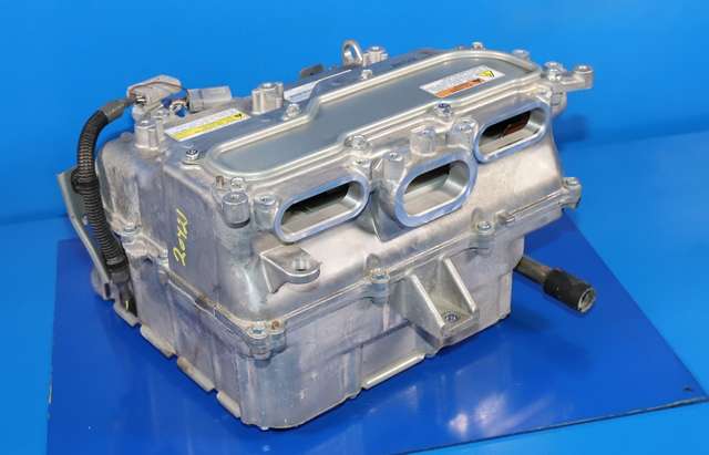 Inverter hybrid til Mitsubishi Outlander 2015-->> (Type III, Fase 2) (MITSUBISHI|9410A095|)