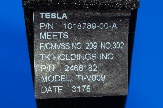 Sikkerhetsbelte bak høyre til Tesla Model S 2013-2016 (Fase 1)  (TESLA|1018789-00-A|)