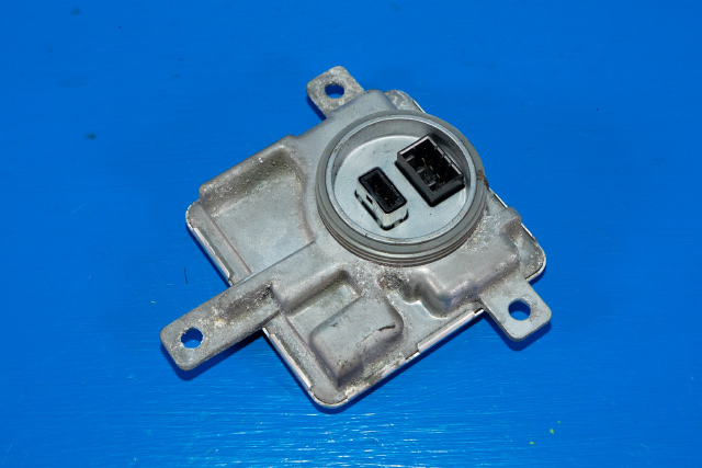 Styreenhet xenon/ballast til VW Transporter / Caravelle, 2009-2015 (Fase 2) (T5) (T5) (VAG|8K0 941 597 E)