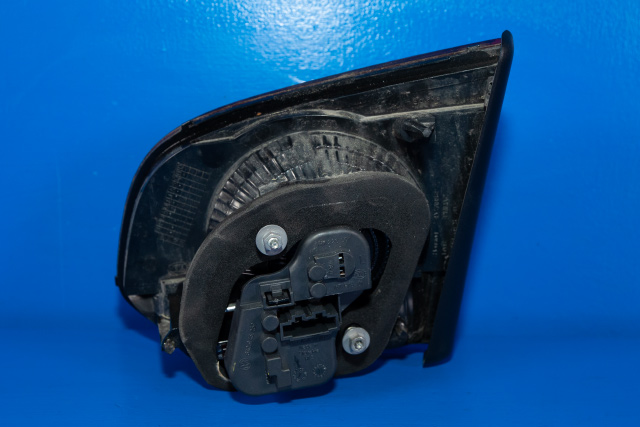 Baklykt venstre indre til VW Golf VI 2008-2012  (VAG|5K0 945 093 K|)