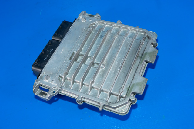 Styreenhet motor til Mercedes C-Klasse, Coupe/Cab 2015-2018 (Fase 1) (C205) (C205) (BOSCH|0 261 S08 785|A 274 900 08 00|)