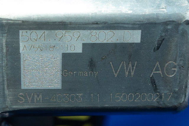 Ruteheis venstre bak til VW Passat 2015-2019 (Fase 1) (B8) (B8) (VAG|5Q4 959 802 D|)