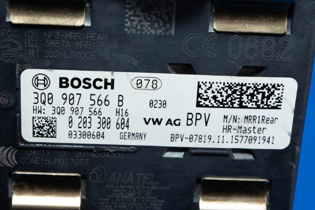Sensor radar til VW Passat 2015-2019 (Fase 1) (B8) (B8) (BOSCH|0 203 300 604|3Q0 907 566 B|)