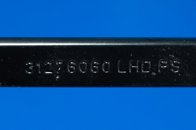 Viskerarm frontrute høyre til Volvo V40 2012-2019  (VOLVO|31276060|)