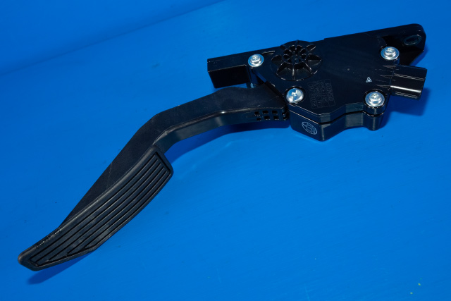 Pedal gass til Isuzu D-Max, 2017-2020 (Type II, Fase 2) (DENSO|198800-7911)