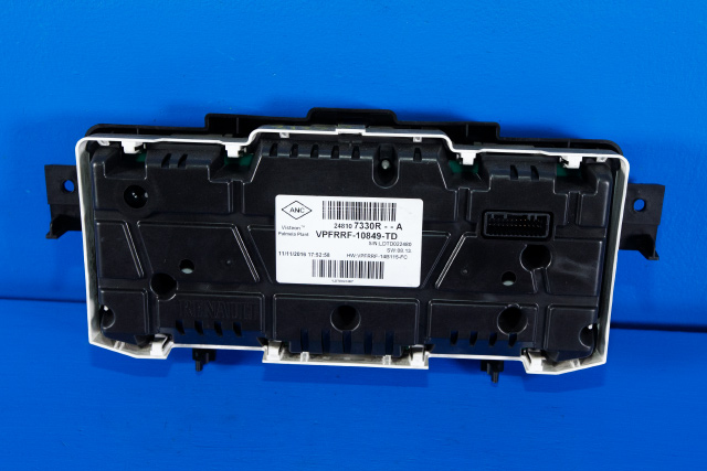 Instrumentpanel til Opel Vivaro B 2014-2019  (RENAULT|24810 7330R-A|)