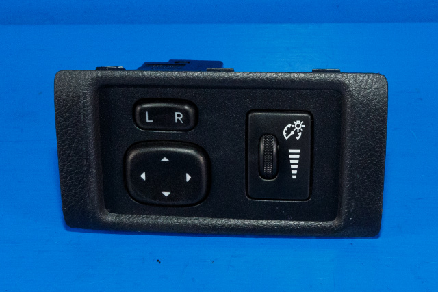 Bryter speil til Lexus CT, 2010-2020  