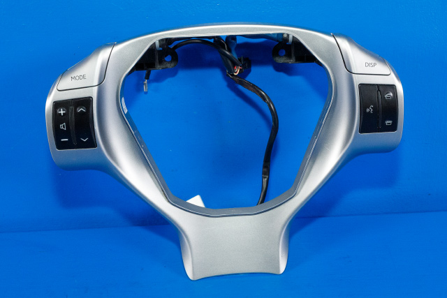 Bryter diverse til Lexus CT, 2010-2020  