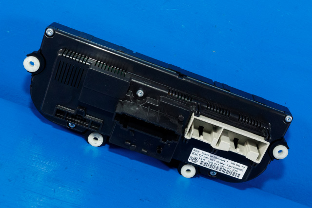 Varmeapparat betjening til VW Caddy 2010-2015 (Type III, Fase 2) (HELLA|5HB 011 292-01|7N0 907 426 BH|)