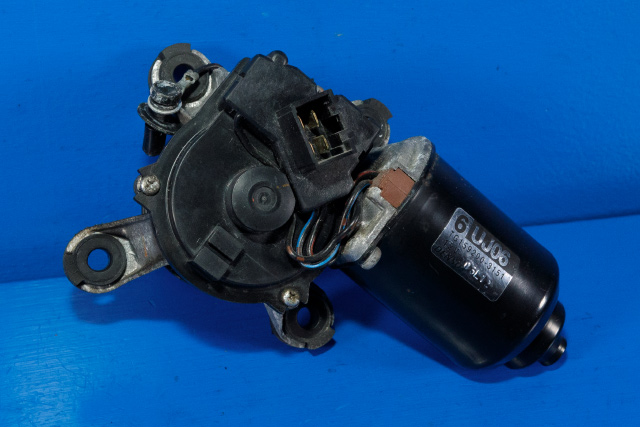 Viskermotor frontrute til Ford Ranger (Europa), 2007-2011  (DENSO|159200-3151)