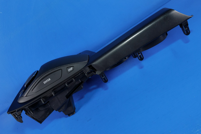 Dashbord diverse til Lexus CT 2010-2020  (TOYOTA|84780-76010-C0|)