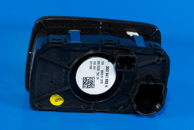 Bryter lys til VW Passat 2015-2019 (Fase 1) (B8) (B8) (VAG|3G0 941 633 H|)