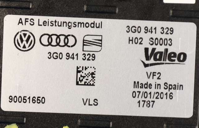 Styreenhet lys (LCM - Light Control Module) til VW Passat 2015-2019 (Fase 1) (B8) (B8) (VAG|3G0 941 329|)
