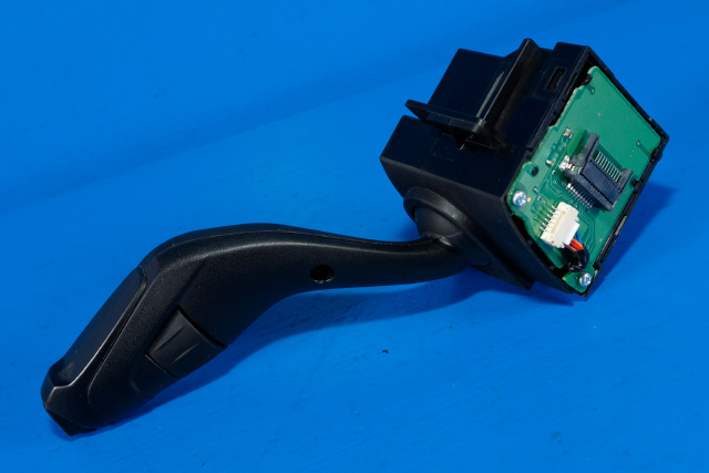 Bryter visker til Ford Focus 2011-2014 (Type III, Fase 1)  (FORD|F1ET-17A553-BA|)