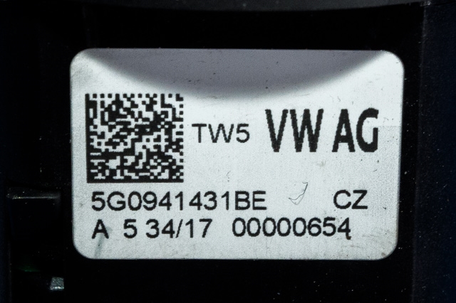 Bryter lys til VW e-Golf 2017-2020 (Fase 2)  (VAG|5G0 941 431 BE|)