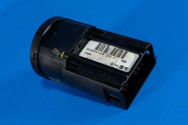 Bryter lys til VW Transporter / Caravelle 2009-2015 (Fase 2) (T5) (T5) (VAG|6Q0 941 531 M|)