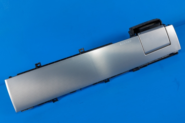 Dashbord friskluftdyse høyre til Jaguar XF, 2015-->> (X260) (X260) (JAGUAR|GX63-018B08-AB)