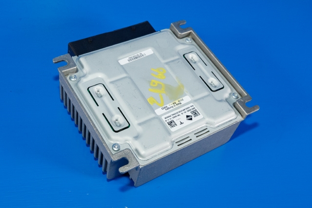 Bilstereo forsterker til Tesla Model S 2013-2016 (Fase 1) (TESLA|1004833-10-A|)