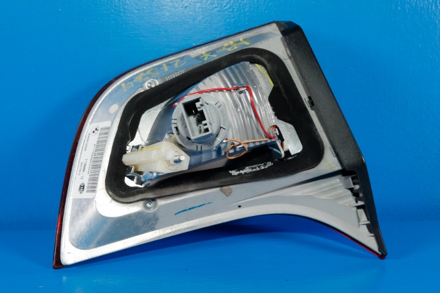Baklykt høyre indre til BMW X6 2008-2014 (E71/E72) (E71/E72) (BMW|7 179 988|)