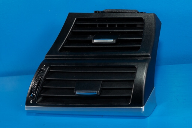 Dashbord friskluftdyse høyre til BMW X6, 2008-2014 (E71/E72) (E71/E72)