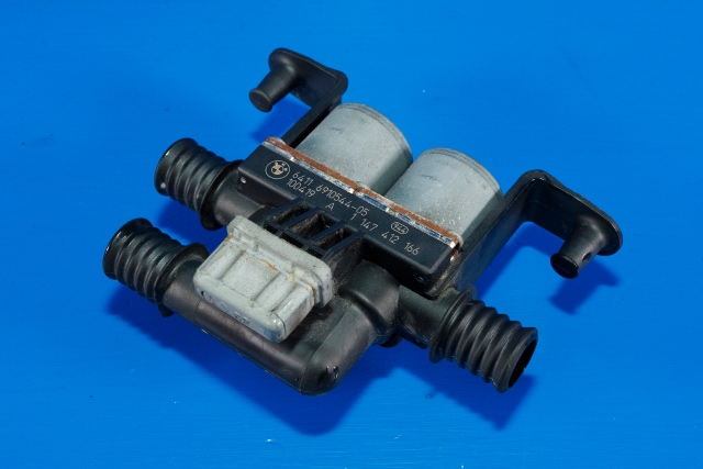 Ventil vann til BMW X6 2008-2014 (E71/E72) (E71/E72) (BOSCH|1 147 412 166|64.11-6 910 544|)