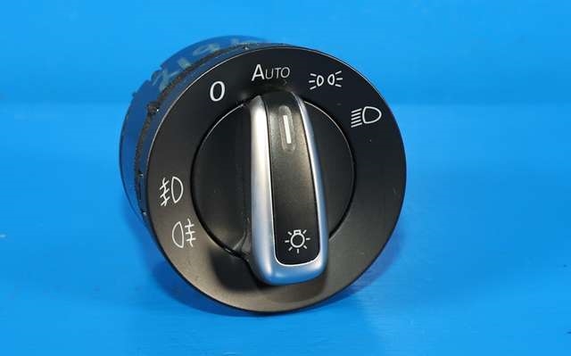 Bryter lys til VW Golf VI, 2008-2012 (VAG|3C8 941 431 A)