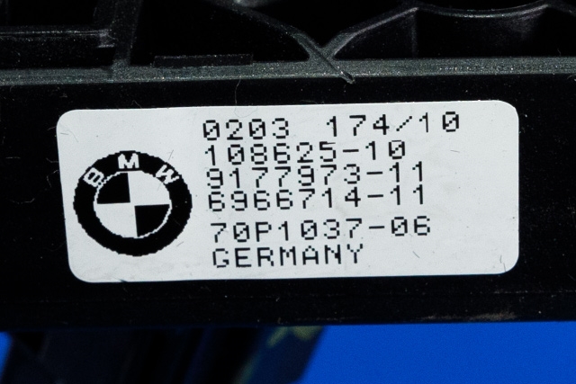 Bryter start/stopp til BMW X6 2008-2014 (E71/E72) (E71/E72) (BMW|9 177 973|)