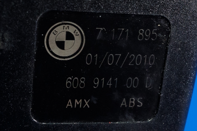 Sikkerhetsbeltelås baksete til BMW X6 2008-2014 (E71/E72) (E71/E72) (BMW|7 171 895|)