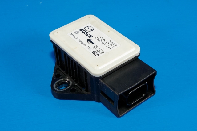 Sensor akselerasjonssensor/ESP DUO til Mazda MX-5, 2006-2015 (Type III)  (BOSCH|0 265 005 744)