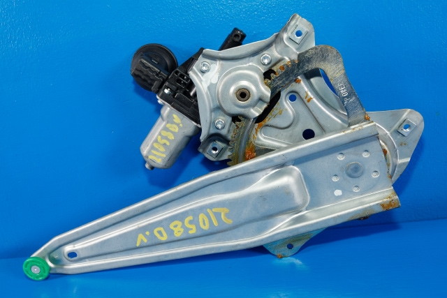 Ruteheis venstre bak til Toyota Corolla 2007-2013  (DENSO|973582-100|85710-0D100|)