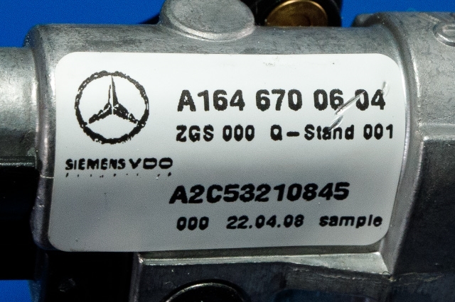 Karosseri diverse til Mercedes GL 2006-2012 (X164) (X164) (VDO|A2C53022934|A 251 820 03 42|)