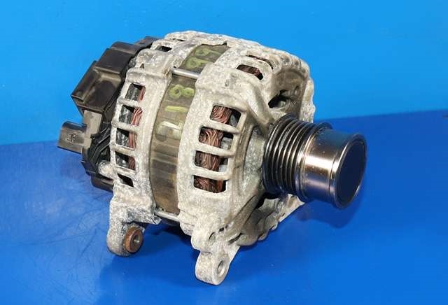 Dynamo til VW Passat 2015-2019 (Fase 1) (B8) (B8) (BOSCH|F 000 BL0 8F2|04C 903 023 L. 14 VOLT - 140 AMP|)