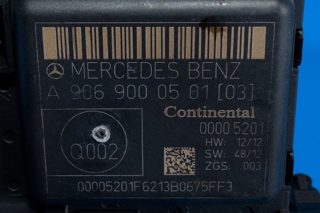 Styreenhet dør venstre foran til Mercedes Sprinter 2013-2018 (Fase 2) (906) (906) (MERCEDES|A 906 900 05 01|)