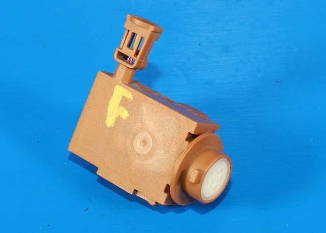 Sensor diverse til VW Passat, 2015-2019 (Fase 1) (B8) (B8) (VAG|3Q0 907 643)