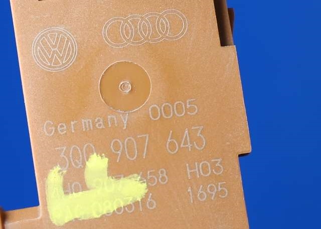 Sensor diverse til VW Passat 2015-2019 (Fase 1) (B8) (B8) (VAG|3Q0 907 643|)