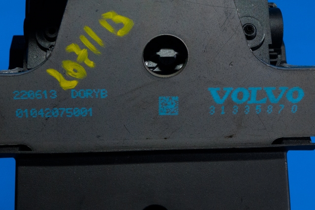 Baklukelås til Volvo V40 2012-2019  (VOLVO|31335870|)