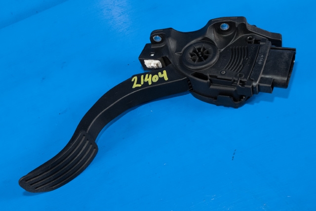 Pedal gass til Volvo V70 2007-2013 (Type III, Fase 1) (HELLA|6PV 009 220-01|6G92-9F836-BD|)
