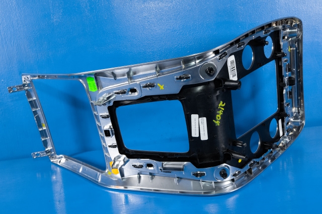Dashbord diverse til Volvo V70 2007-2013 (Type III, Fase 1)