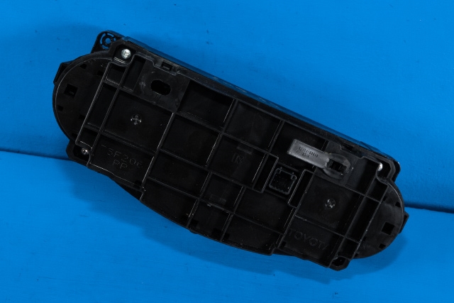 Varmeapparat betjening til Toyota Yaris 2012-2014 (Type III, Fase 1) (TOYOTA|55900-0D340|)