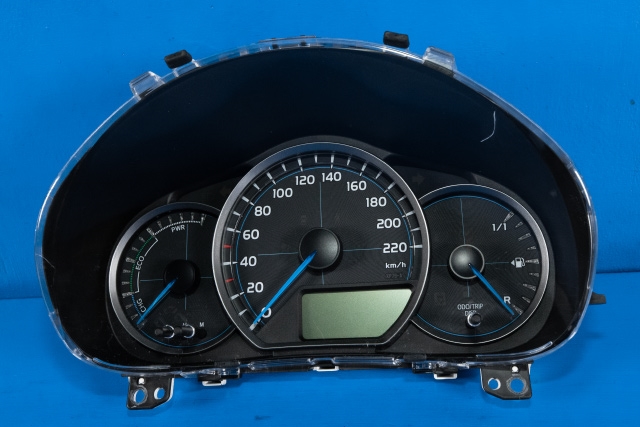 Instrumentpanel til Toyota Yaris, 2012-2014 (Type III, Fase 1)  (DENSO|157550-7734)