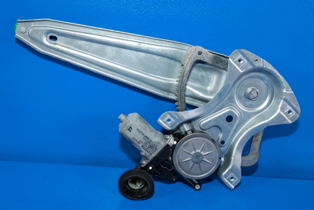 Ruteheis venstre bak til Toyota Yaris, 2012-2014 (Type III, Fase 1)  (DENSO|973582-101)