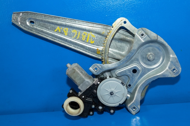 Ruteheis venstre bak til Toyota Avensis, 2009-2015 (Type III, Fase 1)  (DENSO|961920-101)