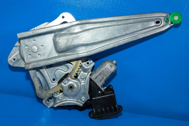 Ruteheis venstre bak til Toyota Avensis 2009-2015 (Type III, Fase 1) (DENSO|961920-101|85701-02010|)