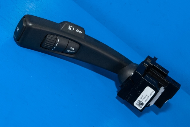Bryter blink til Volvo V70, 2014-2016 (Type III, Fase 2)  (VOLVO|31456045)